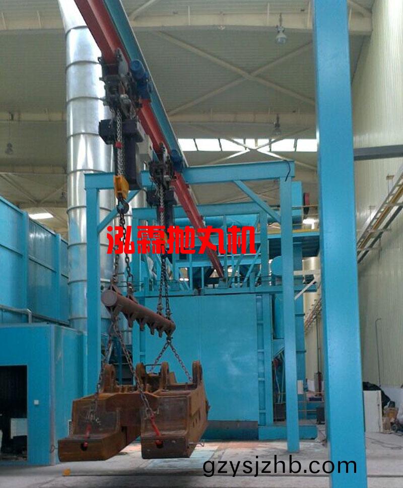 大型(xing)弔(diao)鉤(gou)通(tong)過式抛(pao)丸機
