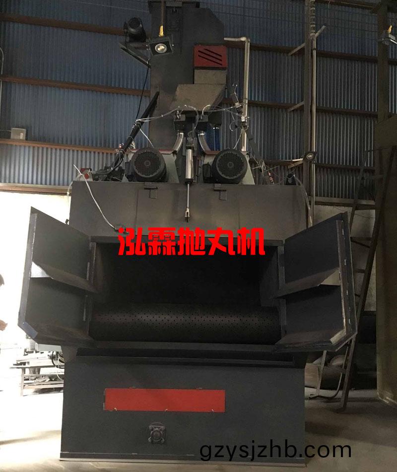 Q3220履帶(dai)式抛丸機