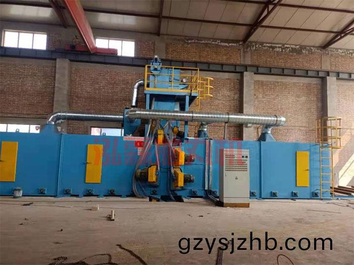 輥道(dao)通過式(shi)抛丸(wan)機(ji) 輥(gun)道通過(guo)式(shi)抛(pao)丸機